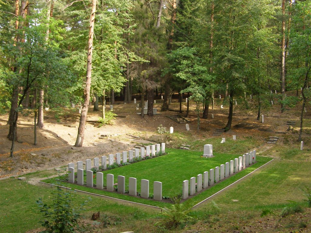 Lidzbark Warminski War Cemetery - 1