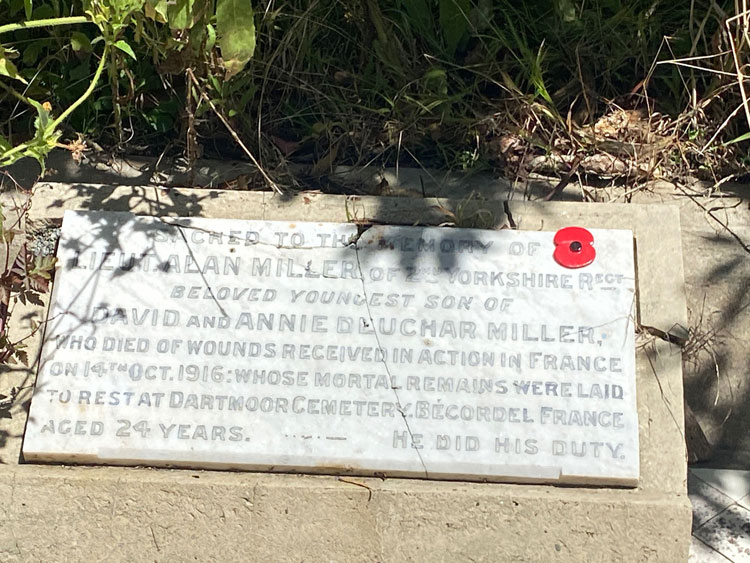 Memorial to Lieutenant Alan Miller on the Miller Family Grave in Karori Cemetery, Wellington (New Zealand)